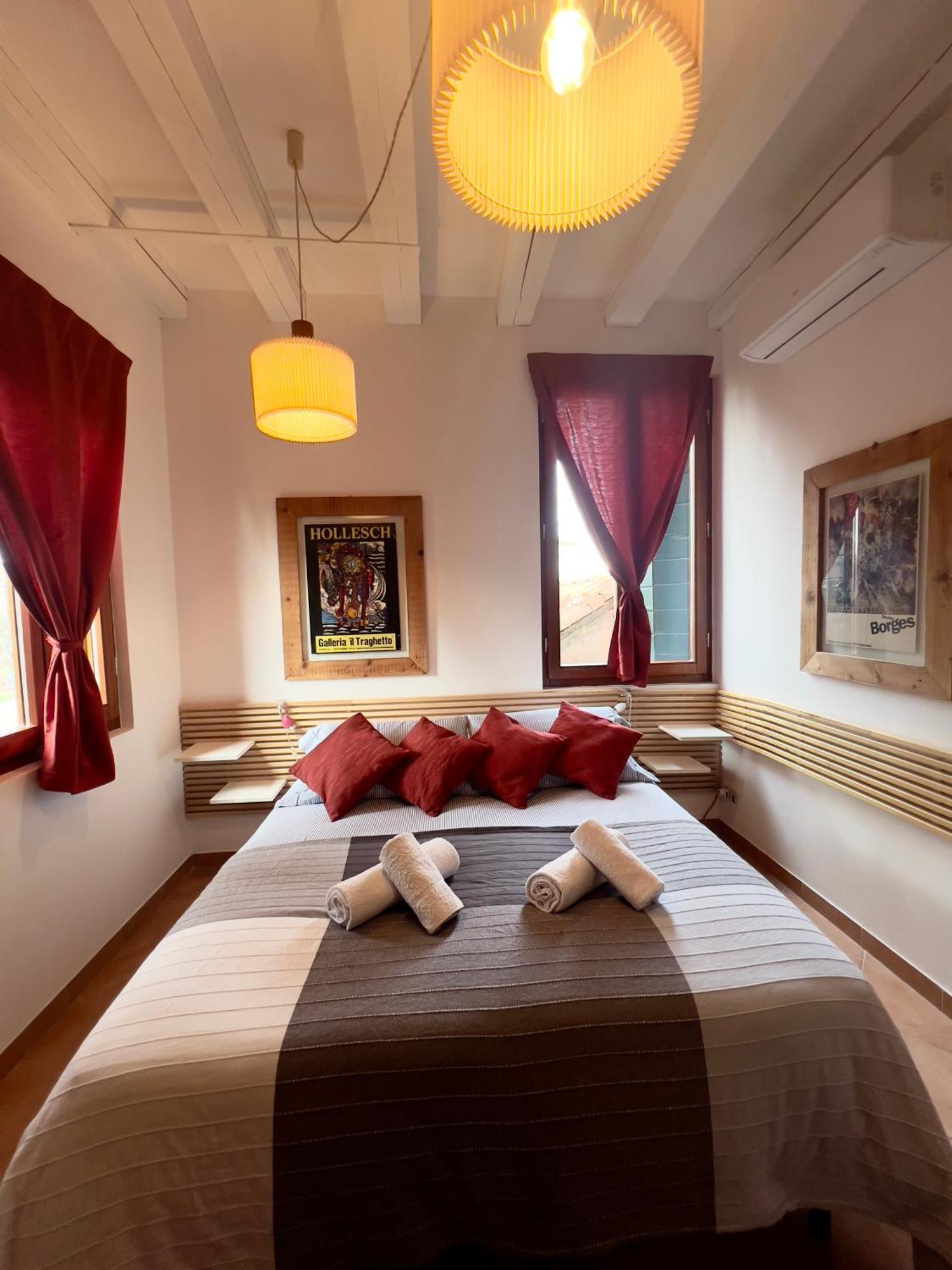 Biennale Apartment Венеция Экстерьер фото
